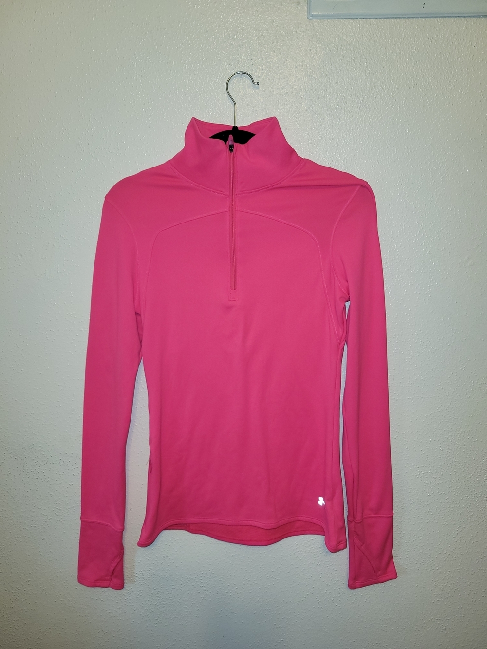 Under Armour Pink Womans 1/4 Zip Pullover Shirt Thumb Holes Fitted Cold Gear